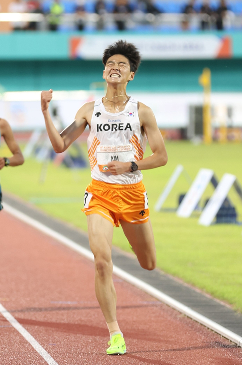 남자 3000m 은메달 김태훈