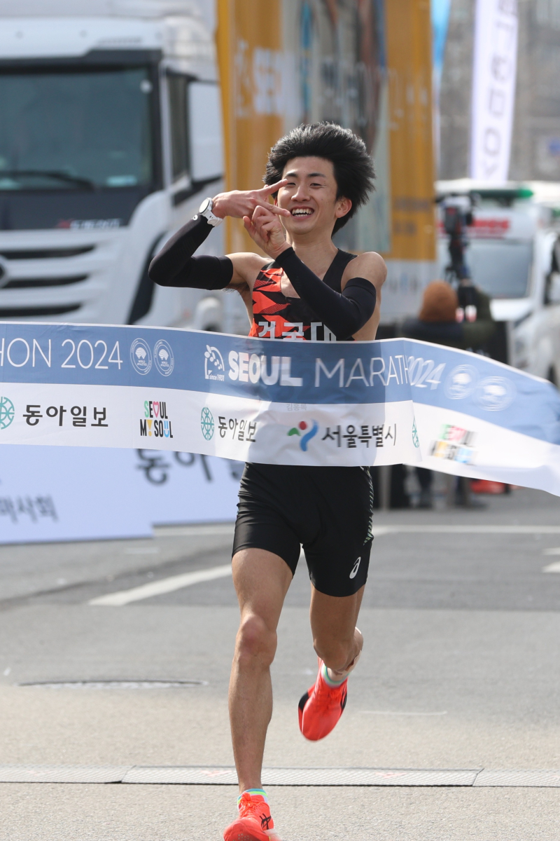 남자 국내부 우승 김홍록 피니시