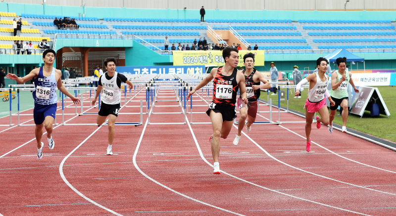 남자부 110m허들 우승 김경태(안산시청)