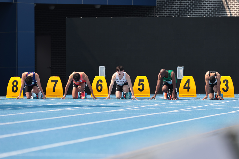 남자부 100m 준결승 진출, 서민준, 나마디조엘진