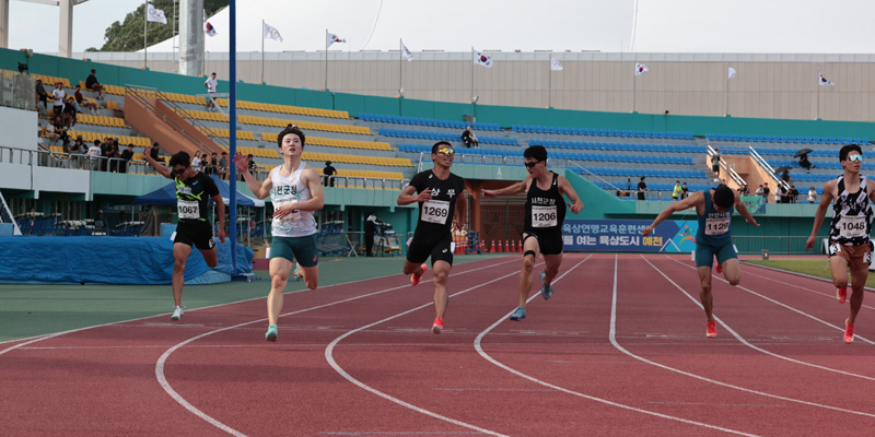 남자일반부 200m 우승 서민준(서천군청)