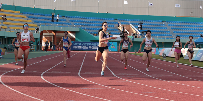 여자일반부 200m 우승 김소은(가평군청)