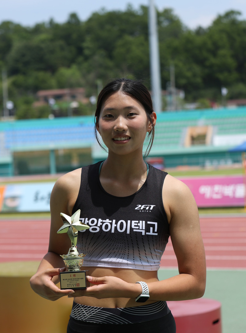 여고부 세단뛰기 서예지