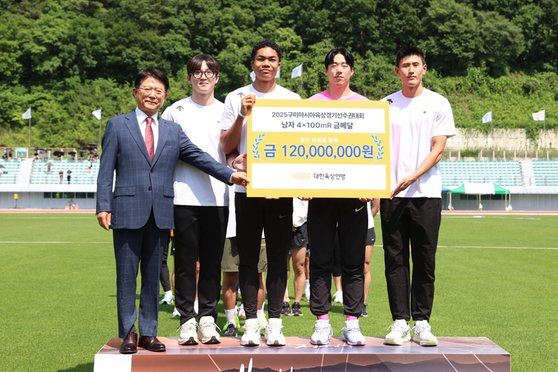 남자 400m 릴레이 사진