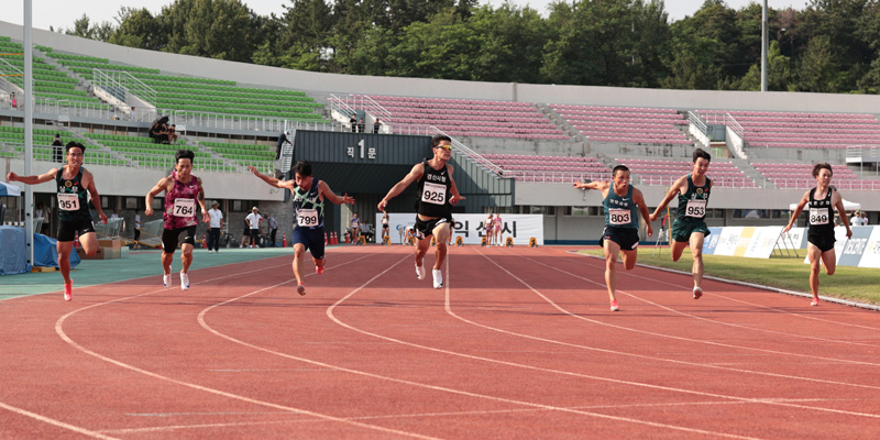 남자부 100m 우승 김시온(925)
