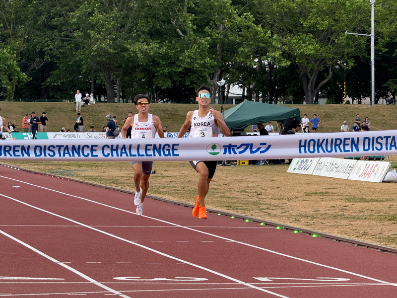 ³²ÀÚ 1500m Çѱ¹ ½Å±â·Ï ÀÌÀç¿õ(±¹±ºÃ¼À°ºÎ´ë), ±â·ÏÁö