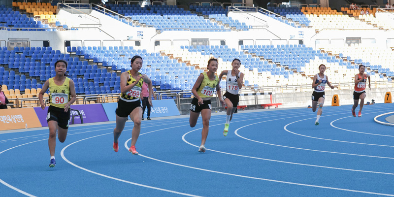 여중부 200m 우승 왕서윤 (102), 대회3관왕