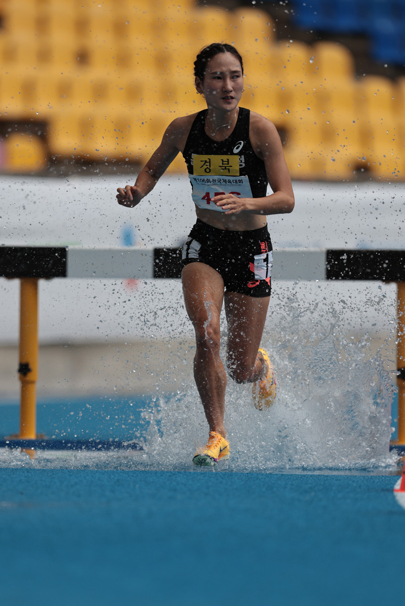 여자부 3000m 장애물 대회신기록 조하림