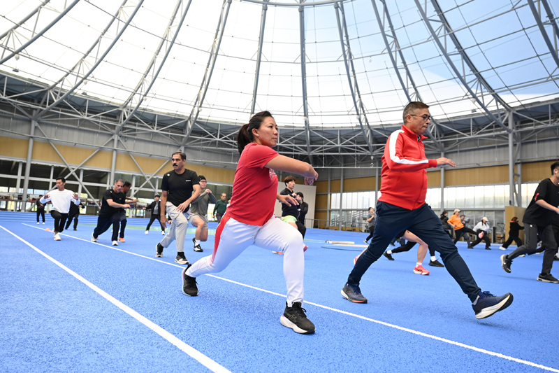 과정 참가 육상 지도자들이 상호 실습 및 평가받는 모습