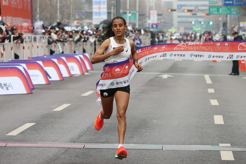 여자 국제부 우승 하벤 하일루 데세(에티오피아)