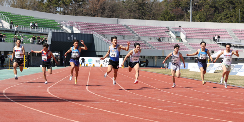 남자고등부 100m 우승 최명진(333)