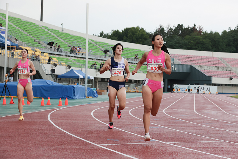 여자부 100m 우승(639)