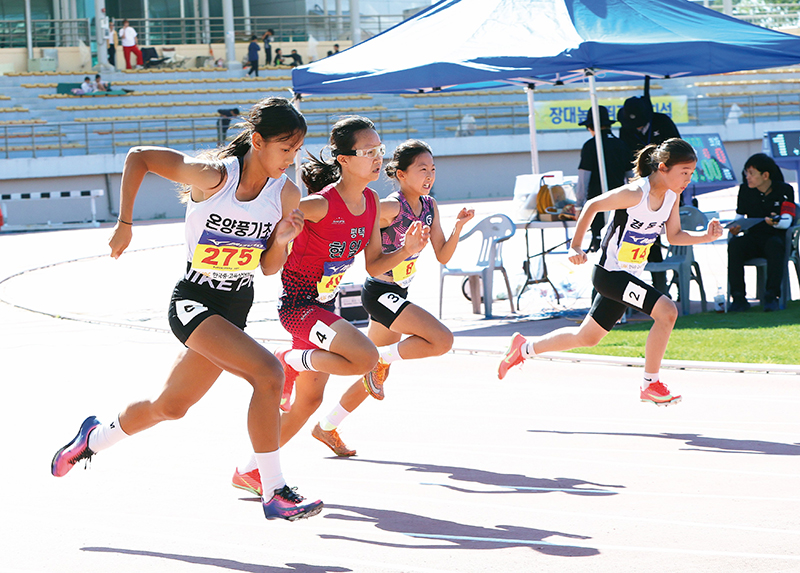 여자 초등부 100m 한국기록 경신 최은서(275)