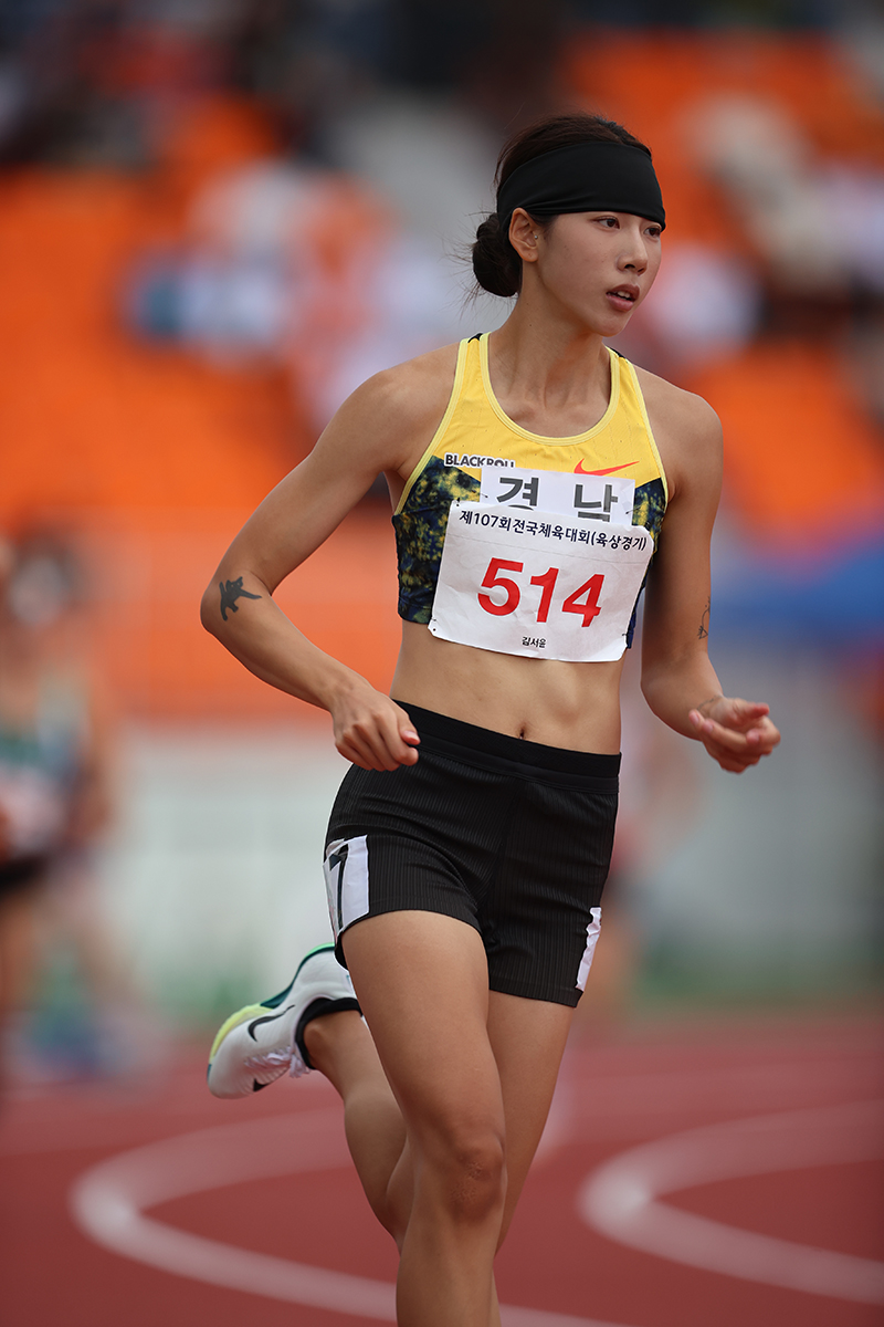 여자부 400m 우승 김서윤(514)