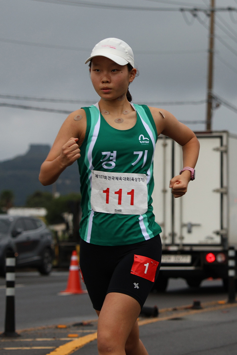 여고부 10km경보 부별한국기록 권서린(111)